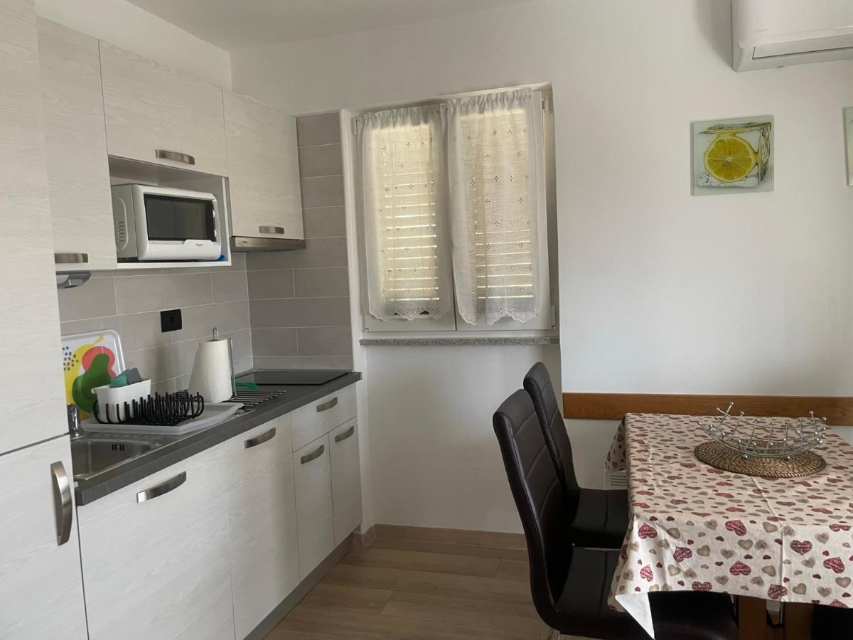 Residence4A-Appartamento Bianco Ravni Eksteriør bilde