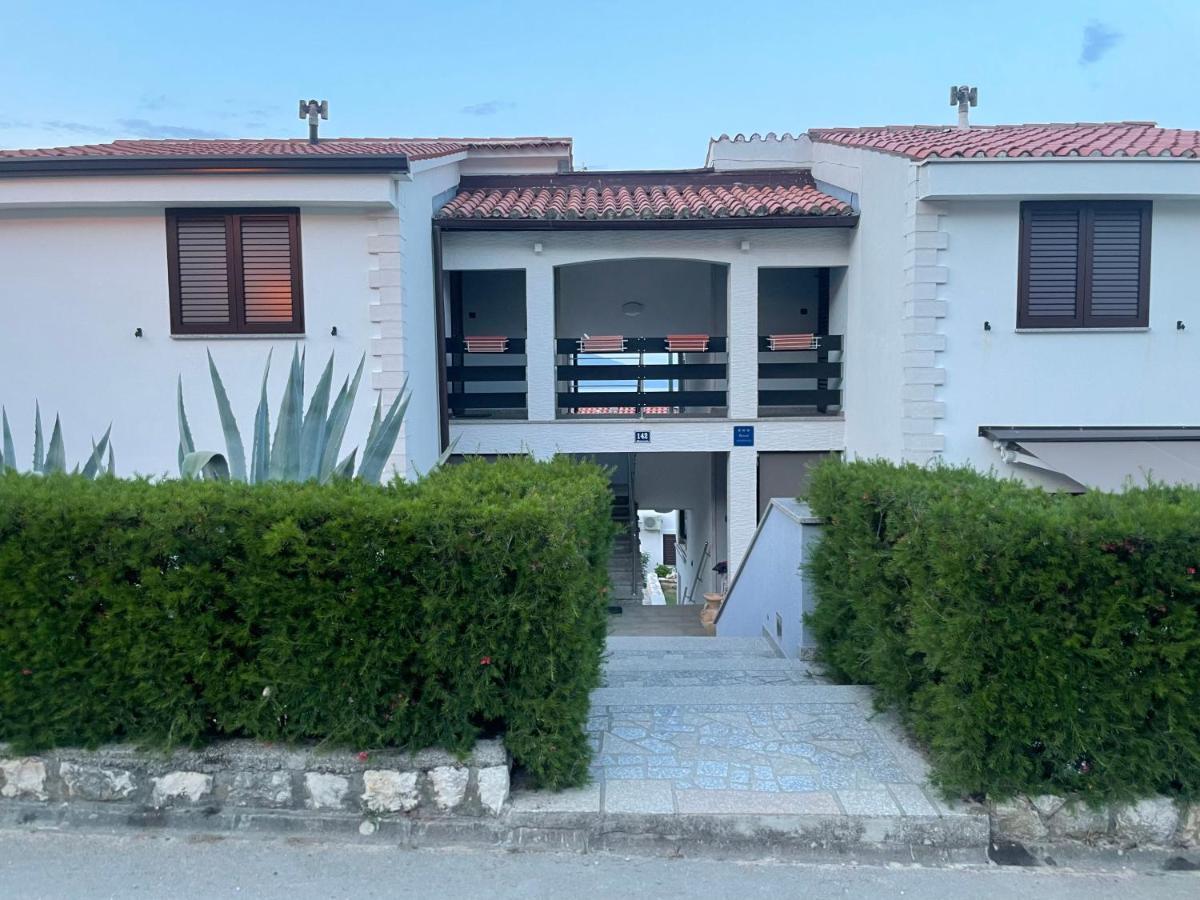 Residence4A-Appartamento Bianco Ravni Eksteriør bilde